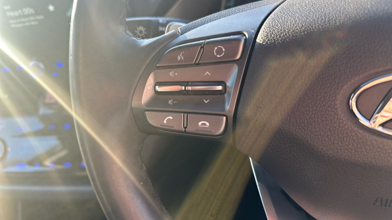 Hyundai IONIQ 1.6 GDi Hybrid Premium SE 5dr DCT Hybrid Hatchback